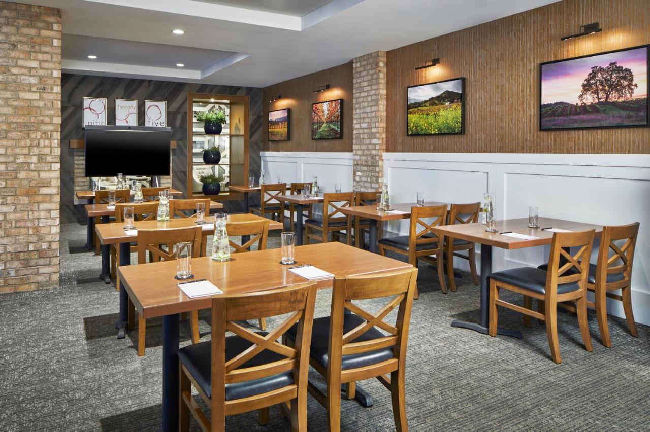 Wayzata The Hotel Landing מראה חיצוני תמונה